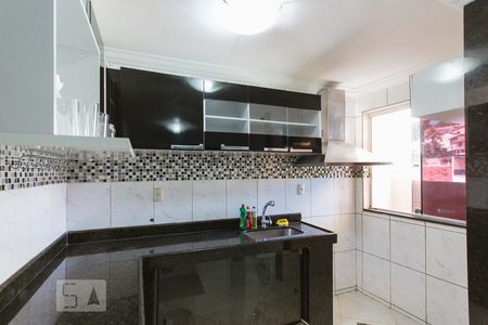 Apartamento à venda com 340m², 3 quartos e sem vagaCozinha (Primeiro Andar)