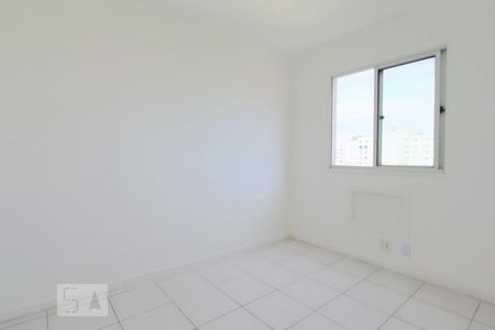 Quarto 2  de apartamento para alugar com 2 quartos, 51m² em Jacarepaguá, Rio de Janeiro