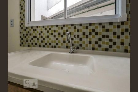 Cozinha de apartamento para alugar com 2 quartos, 44m² em Liberdade, São Paulo