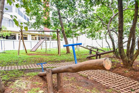 Apartamento para alugar com 44m², 2 quartos e 1 vaga Apartamento para alugar com 44m², 2 quartos e 1 vagaÁrea Comum - Playground