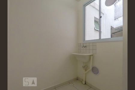 Area de Servico de apartamento para alugar com 2 quartos, 44m² em Liberdade, São Paulo