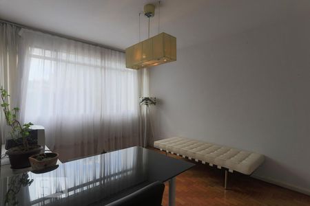 Apartamento para alugar com 90m², 2 quartos e sem vaga Apartamento para alugar com 90m², 2 quartos e sem vagaSala