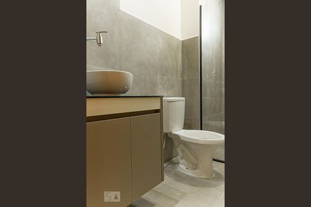 Banheiro de apartamento para alugar com 1 quarto, 41m² em Bosque da Saúde, São Paulo