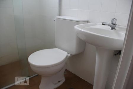Banheiro de apartamento para alugar com 1 quarto, 55m² em Vila Clementino, São Paulo