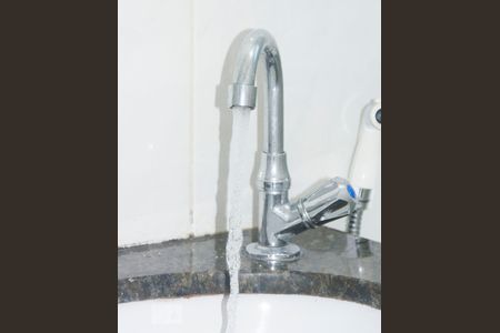 Apartamento à venda com 55m², 3 quartos e 1 vagaBanheiro corredor 