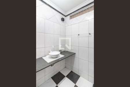 Casa à venda com 300m², 6 quartos e sem vagaBanheiro Social 3