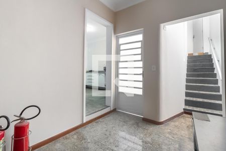 Casa à venda com 300m², 6 quartos e sem vagaHall Cozinha