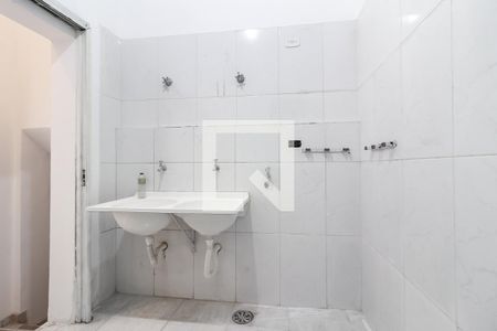 Casa à venda com 300m², 6 quartos e sem vagaLavanderia