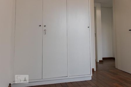 Apartamento à venda com 200m², 4 quartos e 3 vagasQuarto 1