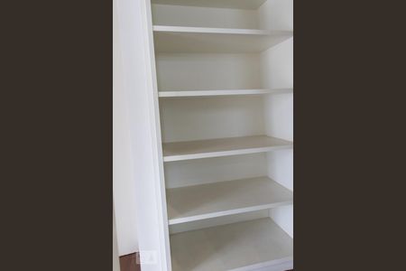 Apartamento à venda com 200m², 4 quartos e 3 vagasVaranda da Suite