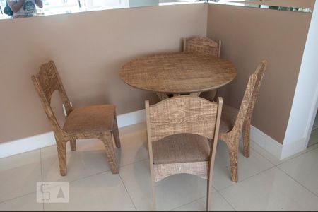 Sala de apartamento à venda com 3 quartos, 73m² em Cristal, Porto Alegre