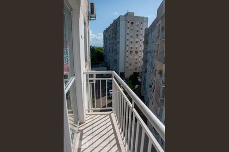 Varanda da Sala de apartamento à venda com 3 quartos, 73m² em Cristal, Porto Alegre