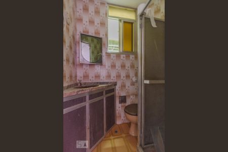 Banheiro de apartamento à venda com 1 quarto, 52m² em Centro, Niterói