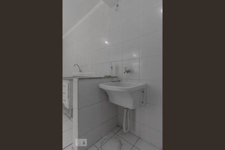 Casa para alugar com 40m², 1 quarto e 1 vagaÁrea de serviço