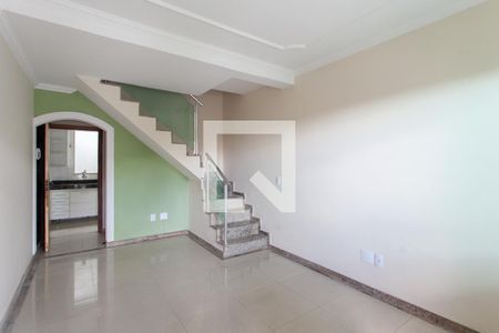 Sala de casa para alugar com 2 quartos, 75m² em Rio Branco, Belo Horizonte
