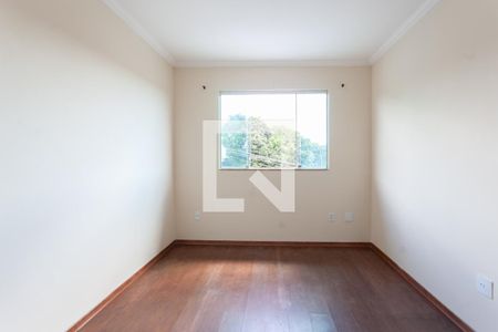 Quarto 1 de casa para alugar com 2 quartos, 75m² em Rio Branco, Belo Horizonte