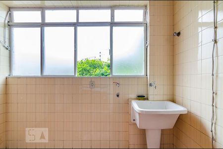 Apartamento para alugar com 70m², 2 quartos e 1 vagaÁrea de Serviço