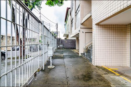 Apartamento para alugar com 70m², 2 quartos e 1 vagaEntrada