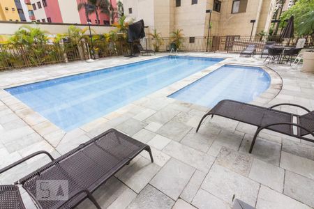 Apartamento para alugar com 130m², 3 quartos e 3 vagasPiscina
