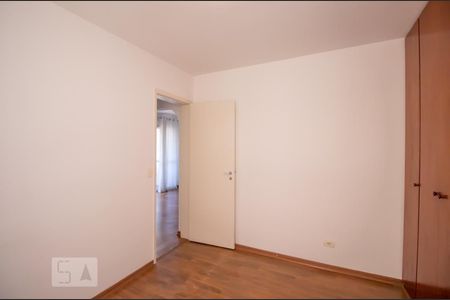 Quarto 1 de apartamento para alugar com 2 quartos, 68m² em Vila Alexandria, São Paulo