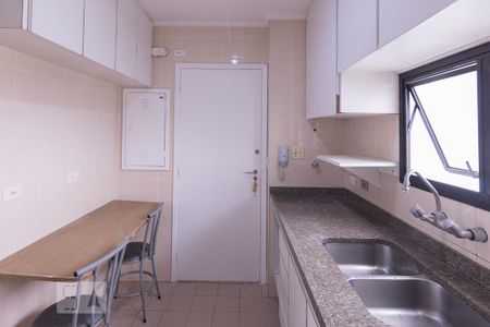 Apartamento à venda com 79m², 3 quartos e 2 vagas Apartamento à venda com 79m², 3 quartos e 2 vagasCozinha