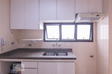 Apartamento à venda com 79m², 3 quartos e 2 vagas Apartamento à venda com 79m², 3 quartos e 2 vagasCozinha