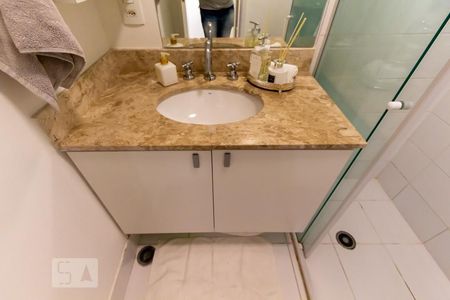 Apartamento para alugar com 70m², 1 quarto e 2 vagasBanheiro