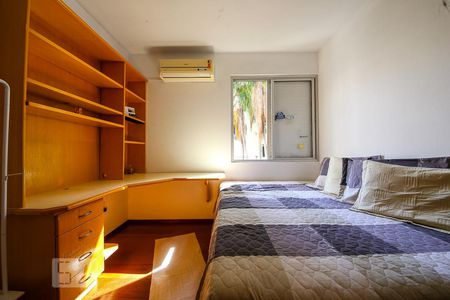 Quarto 2 de apartamento para alugar com 2 quartos, 66m² em Trindade, Florianópolis