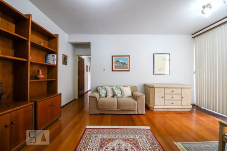 Sala de apartamento para alugar com 2 quartos, 66m² em Trindade, Florianópolis