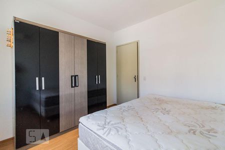 Dormitório de apartamento para alugar com 1 quarto, 53m² em Menino Deus, Porto Alegre