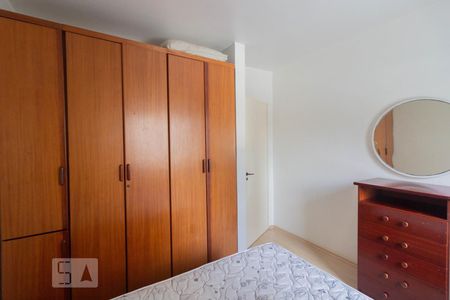 Quarto de apartamento à venda com 1 quarto, 45m² em Pinheiros, São Paulo
