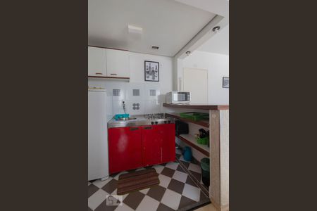 Cozinha de apartamento à venda com 1 quarto, 45m² em Pinheiros, São Paulo