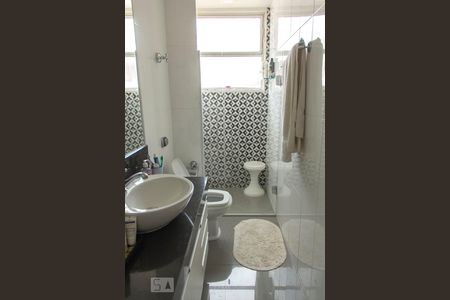 Banheiro da Suíte de apartamento para alugar com 3 quartos, 100m² em Serra, Belo Horizonte