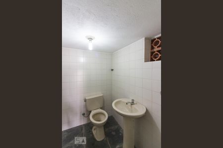 Casa à venda com 150m², 2 quartos e 2 vagasBanheiro de Serviço