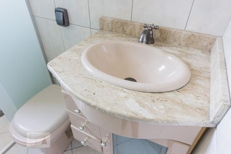 Casa à venda com 150m², 2 quartos e 2 vagasBanheiro Suite