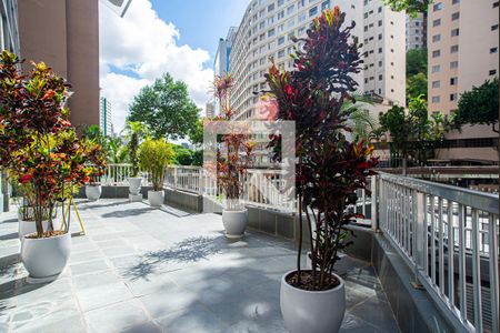 Apartamento para alugar com 60m², 2 quartos e sem vaga Apartamento para alugar com 60m², 2 quartos e sem vagaÁrea comum - Entrada do condomínio