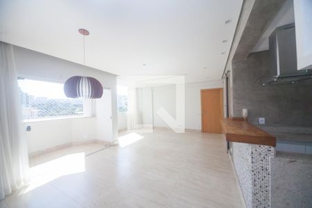 Sala de apartamento para alugar com 3 quartos, 110m² em Buritis, Belo Horizonte