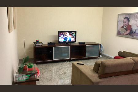 Casa para alugar com 6 quartos, 802m² em Bandeirantes (Pampulha), Belo Horizonte