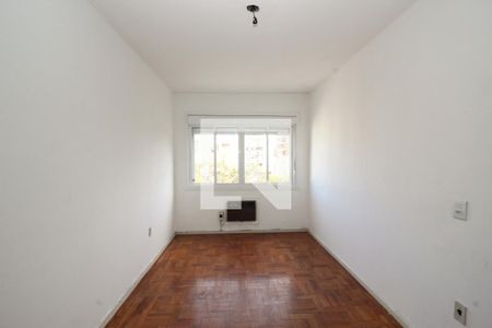 Quarto 1 de apartamento para alugar com 2 quartos, 70m² em Azenha, Porto Alegre