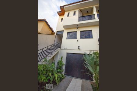 Casa à venda com 230m², 3 quartos e 3 vagas