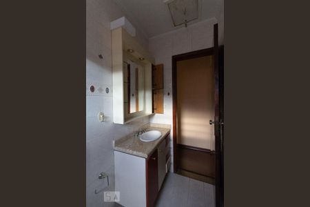 Casa à venda com 230m², 3 quartos e 3 vagas