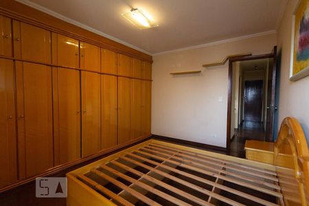 Casa à venda com 3 quartos, 230m² em Vila Maria Alta, São Paulo