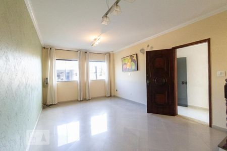 Casa à venda com 230m², 3 quartos e 3 vagas