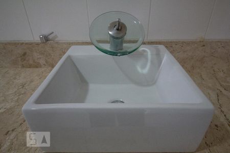 Casa à venda com 230m², 3 quartos e 3 vagas