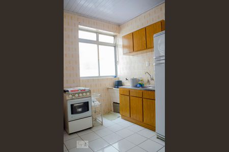 Cozinha  de Apartamento com 2 quartos, 54m² Petrópolis