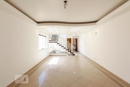 Sala  de casa para alugar com 3 quartos, 300m² em Vila Oratório, São Paulo