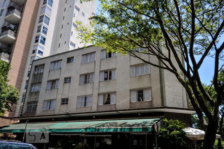 Apartamento à venda com 55m², 2 quartos e 1 vagaFachada