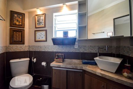 Apartamento à venda com 55m², 2 quartos e 1 vagaSuíte - banheiro