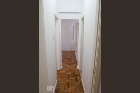 Apartamento à venda com 70m², 2 quartos e 1 vagaCorredor