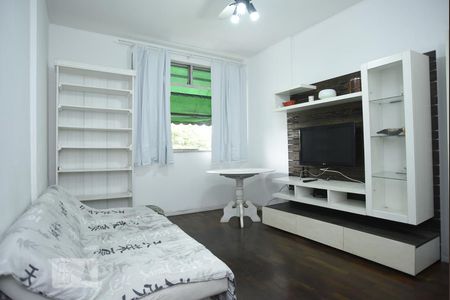 Sala de apartamento para alugar com 3 quartos, 64m² em Moneró, Rio de Janeiro